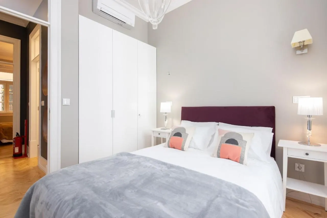 Rc 161- Amazing City Center Apartment Лиссабон